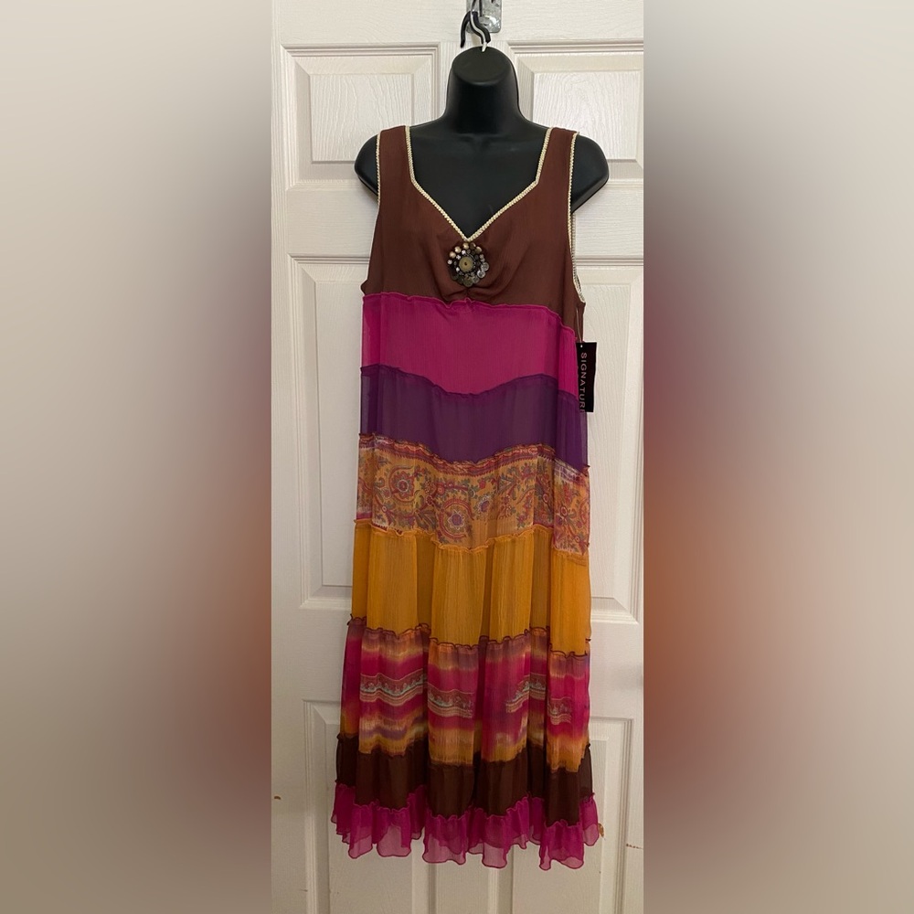 Colorful Women's Dress.  Brand new, never worn.